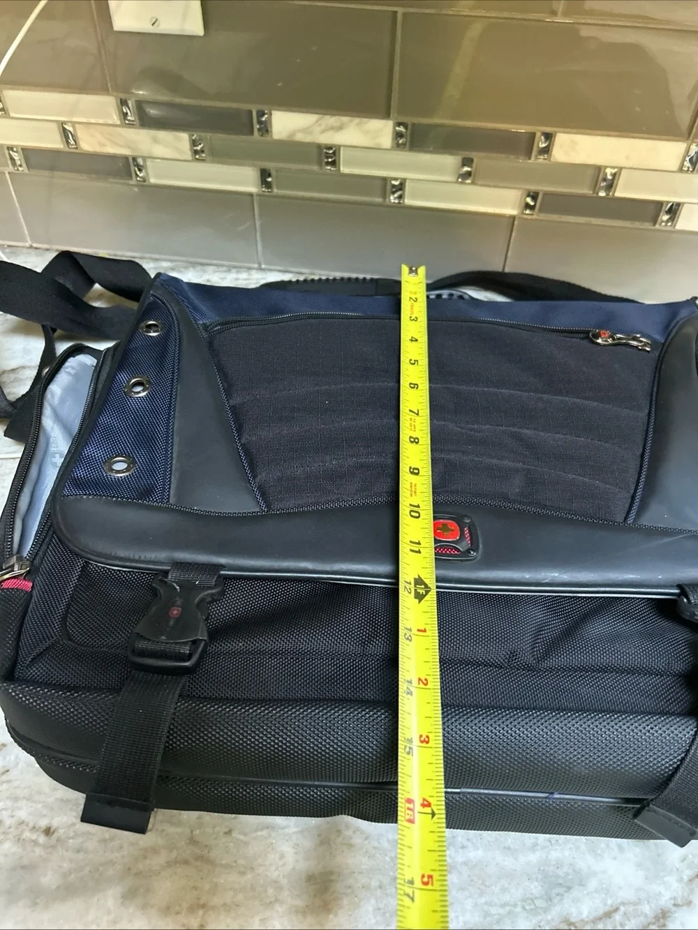 SwissGear Wenger Saturn 17